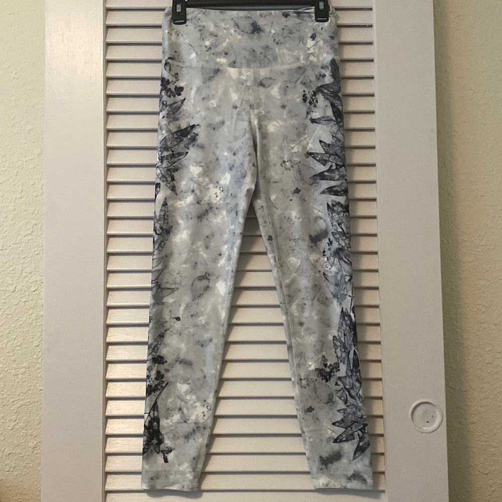Marika Womens patterned leggings